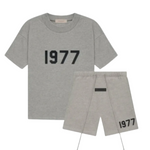 Essential 1977 Short Set