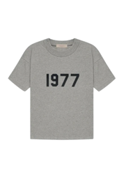 Essential 1977 Short Set