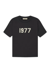 Essential 1977 Short Set